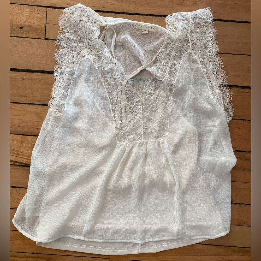 NWOT Vici lace camisole